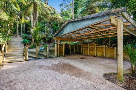 Photo of property in 24 Mahoe Road, Titirangi, Auckland, 0604