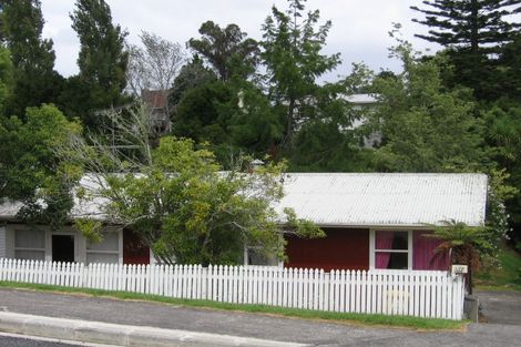 Photo of property in 126 Lancaster Road, Beach Haven, Auckland, 0626
