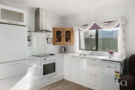 Photo of property in 8a Canberra Place, Bellevue, Tauranga, 3110