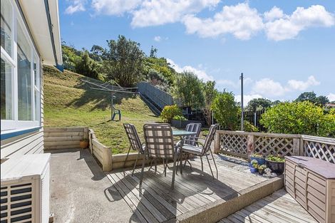 Photo of property in 78 Chester Road, Tawa, Wellington, 5028