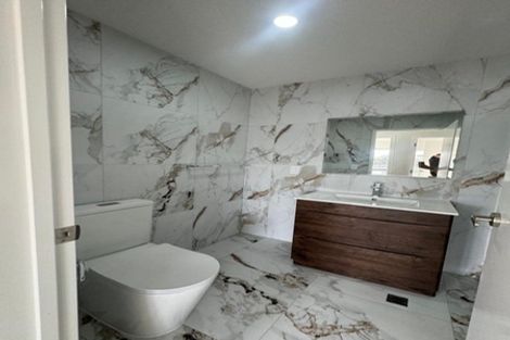 Photo of property in 1d Hollinbrigg Place, Manurewa, Auckland, 2102