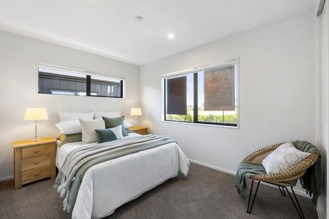 Photo of property in 8 Paraone Crescent, Takanini, 2112