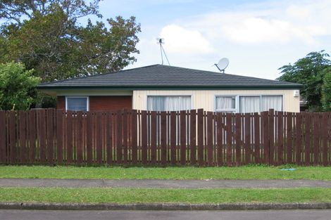 Photo of property in 2/19 Hedge Row, Sunnyhills, Auckland, 2010