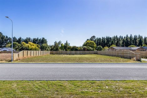 Photo of property in 33 Plover Avenue, Amberley, 7410