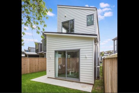 Photo of property in 3a Breakwater Way, Whitby, Porirua, 5024