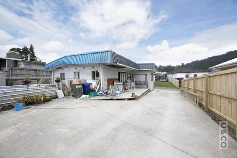 Photo of property in 5 Duchess Way, Riverhead, 0820