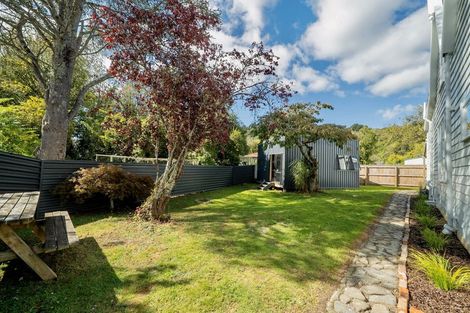 Photo of property in 5 Plateau Road, Te Marua, Upper Hutt, 5018