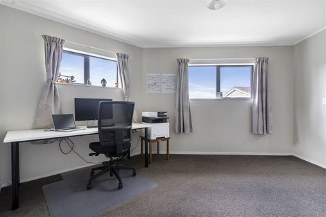 Photo of property in 67a Arimu Road, Papakura, 2110