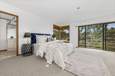 Photo of property in 16 Tainui Road, Cockle Bay, Auckland, 2014