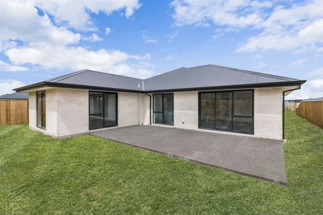 Photo of property in 15 Fountain Place, Rolleston, 7614