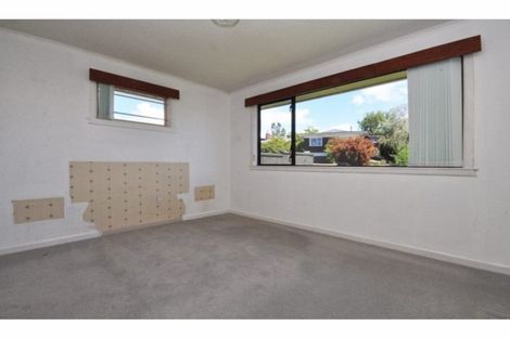 Photo of property in 1/22 Holland Road, Hillcrest, Auckland, 0627