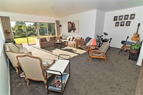 Photo of property in 1 Lakeside Terrace, Westport, 7892