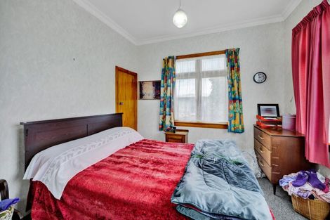 Photo of property in 30 Graham Street, Eltham, 4322