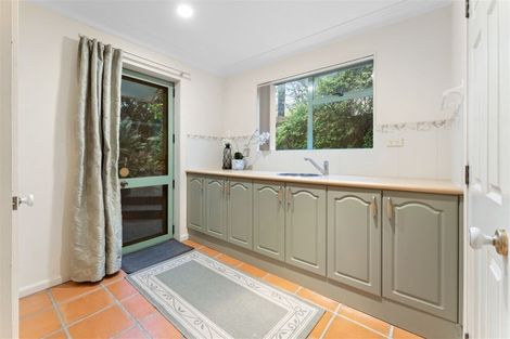 Photo of property in 19 Gilberd Place, Torbay, Auckland, 0630