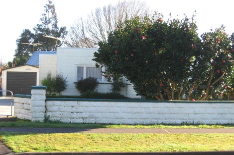 Photo of property in 2/140 Old Wairoa Road, Papakura, 2110