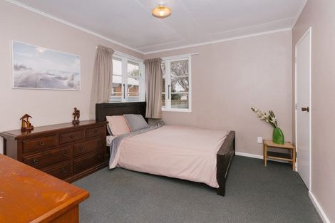 Photo of property in 45 Tweed Street, Roslyn, Palmerston North, 4414