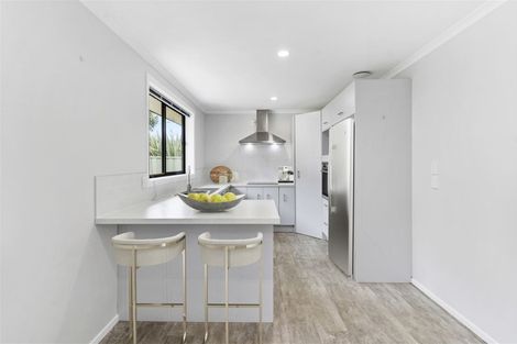 Photo of property in 24 Caltra Place, East Tamaki, Auckland, 2016