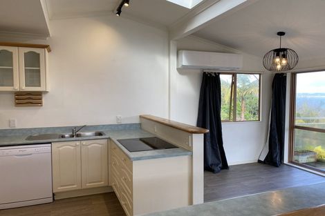 Photo of property in 17 Sea Vista Avenue, Beach Haven, Auckland, 0626