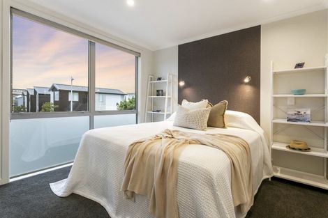 Photo of property in 32 Meteor Road, Hobsonville, Auckland, 0616