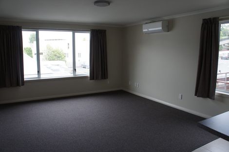 Photo of property in 214 Main South Road, Green Island, Dunedin, 9018