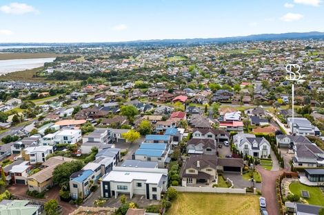 Photo of property in 28b Bluefin Way, West Harbour, Auckland, 0618