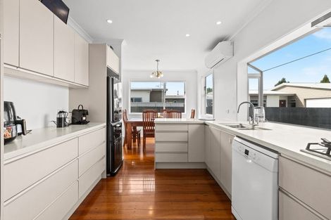 Photo of property in 28 Higgins Street, Marewa, Napier, 4110