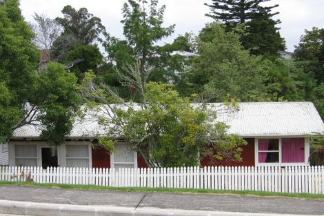 Photo of property in 126 Lancaster Road, Beach Haven, Auckland, 0626