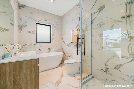 Photo of property in 5 Horokaka Street, Massey, Auckland, 0614