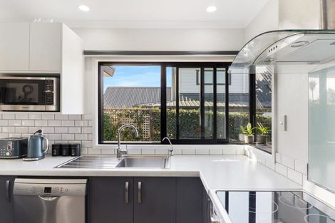 Photo of property in 15 Loveridge Place, Morrinsville, 3300