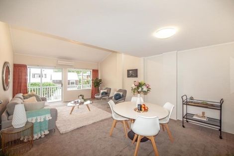 Photo of property in 103a Churton Drive, Churton Park, Wellington, 6037