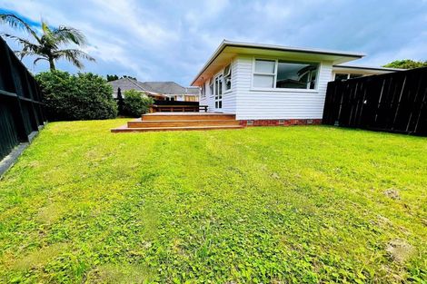 Photo of property in 13 Roby Street, Te Atatu Peninsula, Auckland, 0610