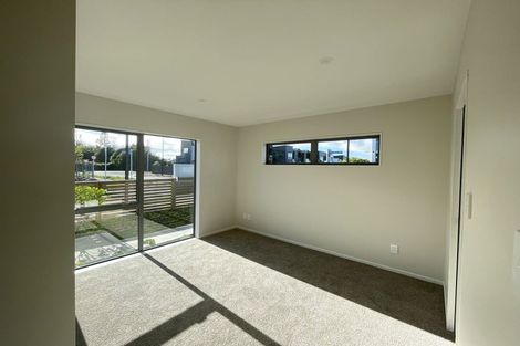 Photo of property in 1 Hoia Street, Papakura, 2110