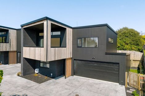 Photo of property in 7u4 Tarbett Road, Hillcrest, Hamilton, 3216