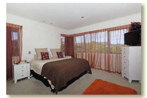 Photo of property in 52a Redvers Drive, Belmont, Lower Hutt, 5010