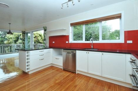 Photo of property in 20 Matipo Road, Te Atatu Peninsula, Auckland, 0610