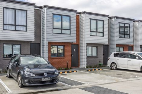 Photo of property in 9/5 Hikurangi Street, Te Atatu Peninsula, Auckland, 0610