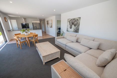 Photo of property in 9 Loke Crescent, Coopers Beach, 0420