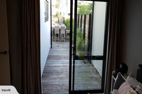 Photo of property in 52 Dover Street, St Albans, Christchurch, 8014