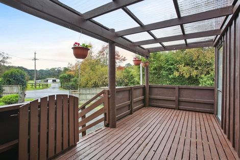 Photo of property in 82 Glen Road, Ranui, Auckland, 0612