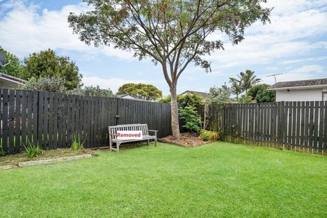Photo of property in 2/123 Pigeon Mountain Road, Half Moon Bay, Auckland, 2012
