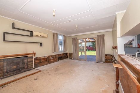 Photo of property in 21 Gladstone Street, Westport, 7825