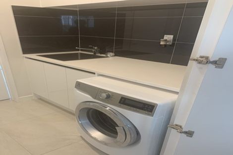 Photo of property in 30 Lisnoble Road, Flat Bush, Auckland, 2019