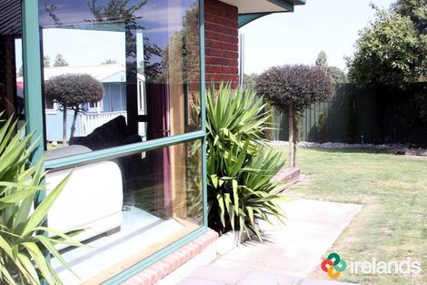 Photo of property in 107a Philpotts Road, Mairehau, Christchurch, 8052