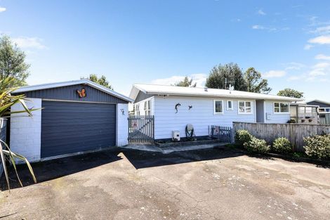 Photo of property in 28 Rosalind Street, Deanwell, Hamilton, 3206