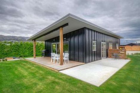 Photo of property in 32 Ferry Lane, Mount Pisa, Cromwell, 9383