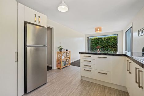 Photo of property in 532b Ferry Road, Woolston, Christchurch, 8023