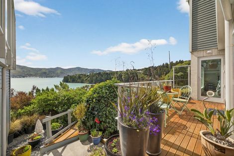 Photo of property in 303 Marine Drive, Charteris Bay, Lyttelton, 8971