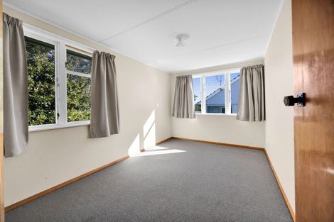 Photo of property in 63 Cook Street, Marfell, New Plymouth, 4310