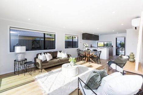 Photo of property in 7 Desert Gold Lane, Wallaceville, Upper Hutt, 5018