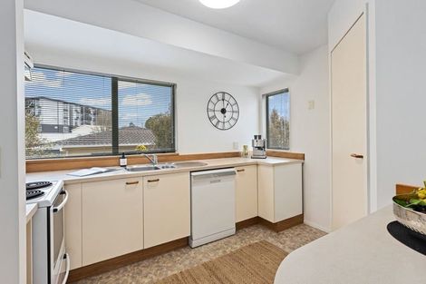 Photo of property in 1/12 Sunnyfield Crescent, Glenfield, Auckland, 0629